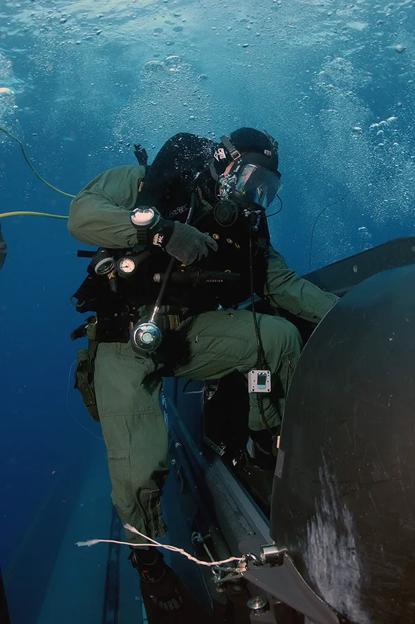 Naval Special Warfare (NSW) Diver Thermal Human Inteface